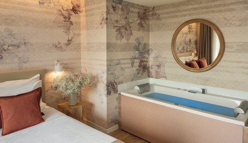 Royal Suite, Balcony, Garden View