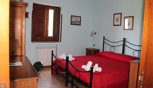 Basic Double or Twin Room, 1 Bedroom, Mountain View, Mountainside (Pompei)