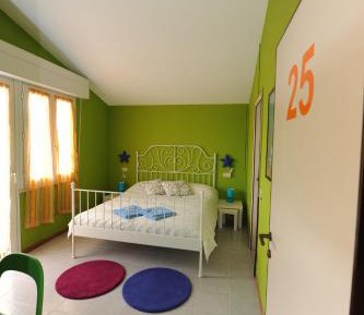 Double Room with Balcony and Private Bathroom