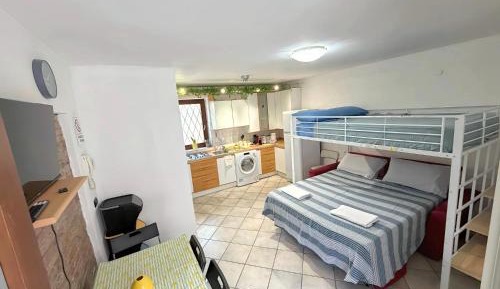 Quadruple Room with Shared Bathroom