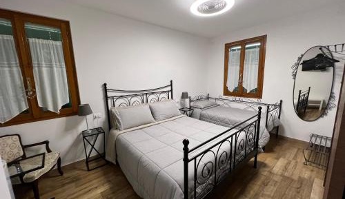 Triple Room with Private Bathroom