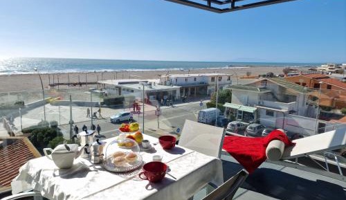 Studio with Sea View