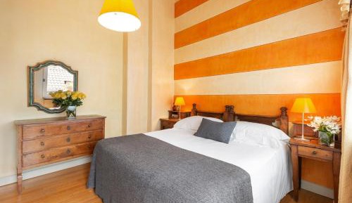 Double or Twin Room with Lake View