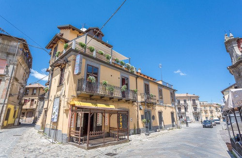 Serra San Bruno Hotel | Hotel Conte Ruggero