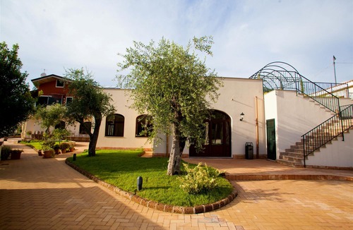 Baronissi Hotel | Il Casale Della Stella