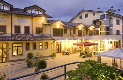 Groppoli Hotel | Park Hotel La Pineta