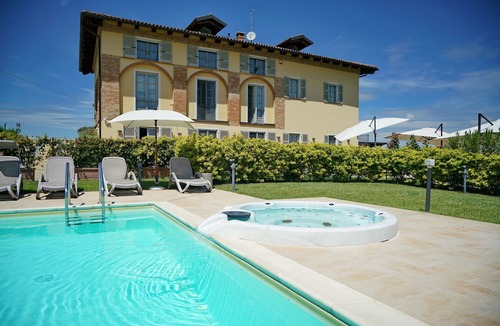 Agliano Terme Hotel | NaturalMente Wine Resort