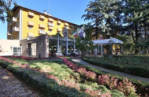 Monticelli Terme Hotel | Hotel Delle Rose Terme & WellnesSpa