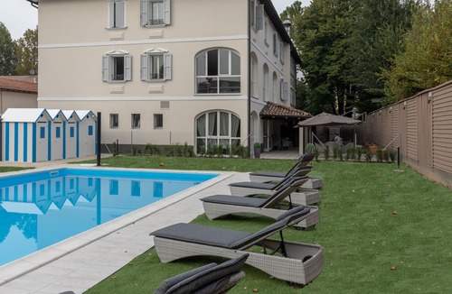 Novellara Hotel | Hotel Villa Petra
