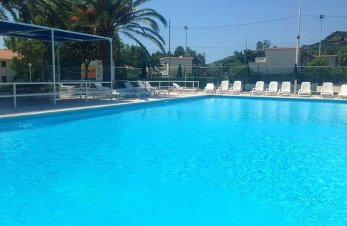 Falerna Apartment | Holiday Apartment "Bilocale 85 Residence La Giungla" with Sea View, Shared Pool & Wi-Fi
