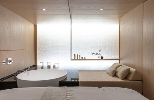 Central Interlaken Hotel | Victoria Jungfrau Grand Hotel & Spa