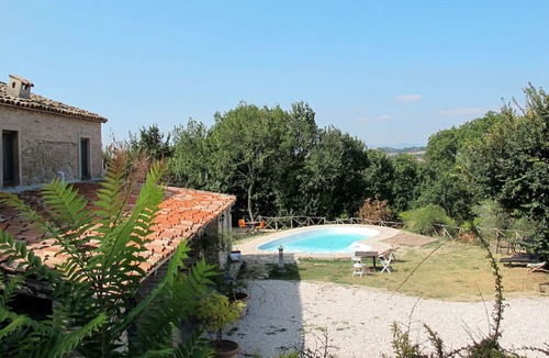 Granarola Apartment | Lovely apartment for 2 people with WIFI, A/C, pool, TV, patio and pets allowed
