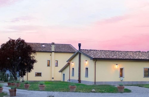 Sansepolcro House | Villa Cantone mit beheiztem Pool by Interhome