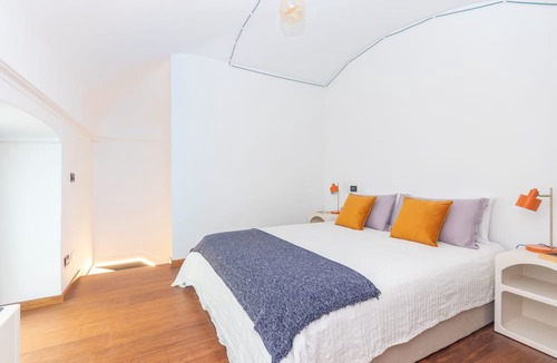 Historic Centre Apartment | Elegant Home with Sauna by Wonderful Italy