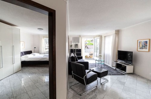 Niederdorf Apartment | Great 2BR flat/old town Niederdorf