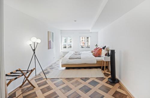 Kuessnacht Apartment | BASEKAMP Prime I Friends I Lake I Mountains I Luzern