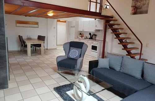 Quartino Apartment | Holiday Home IL VULCANO