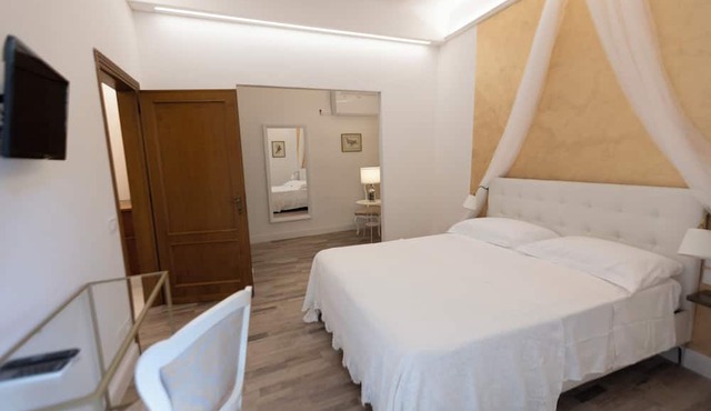 LC41 Suites