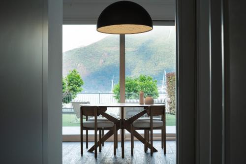 Villa al Porto Lakefront Villa with private garage